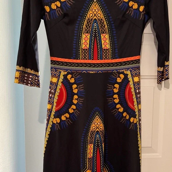 Beautiful Multicolored Patterned Dress - Picture 2 of 3
